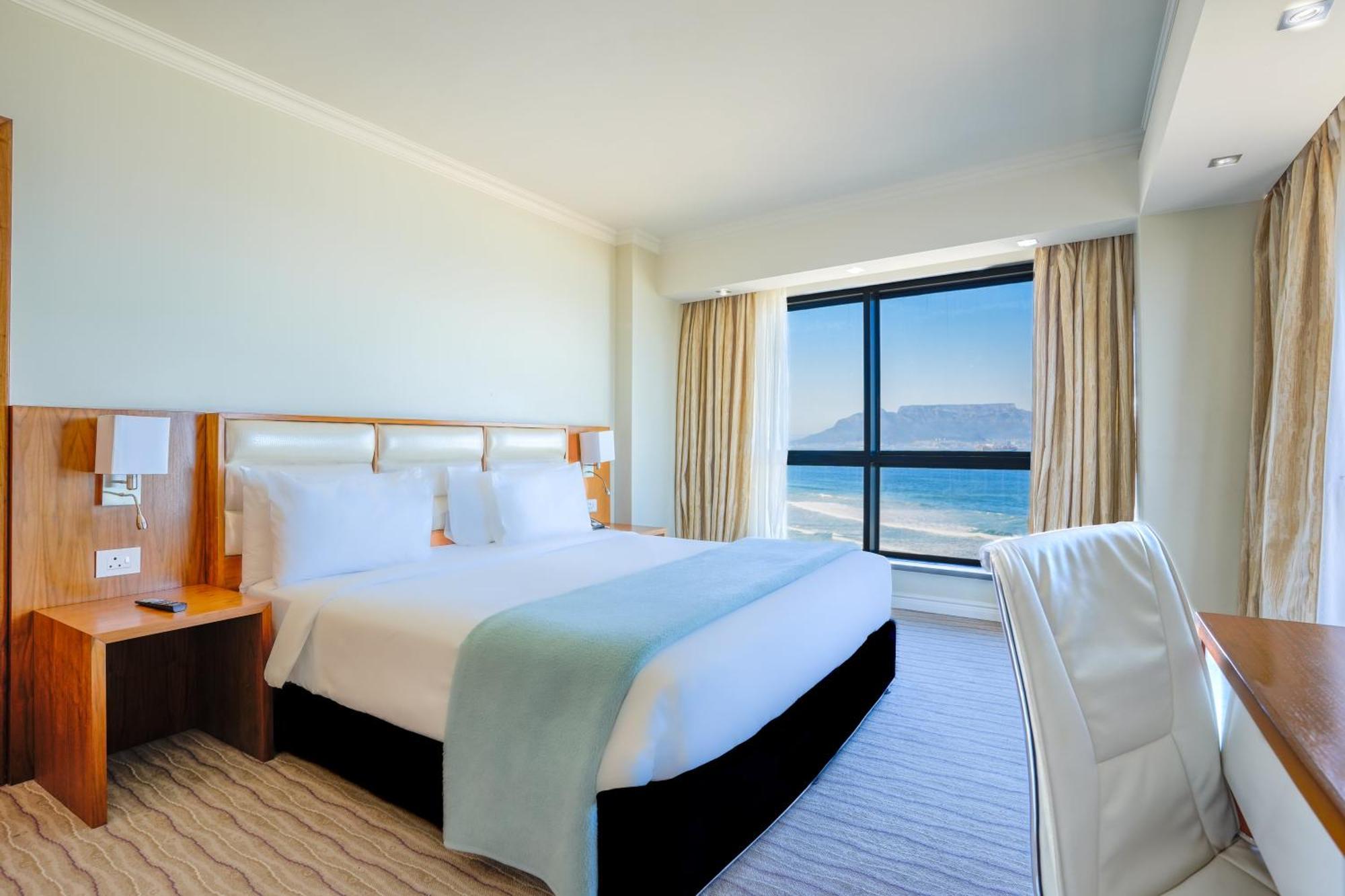 Blaauwberg Beach Hotel Bloubergstrand Ngoại thất bức ảnh