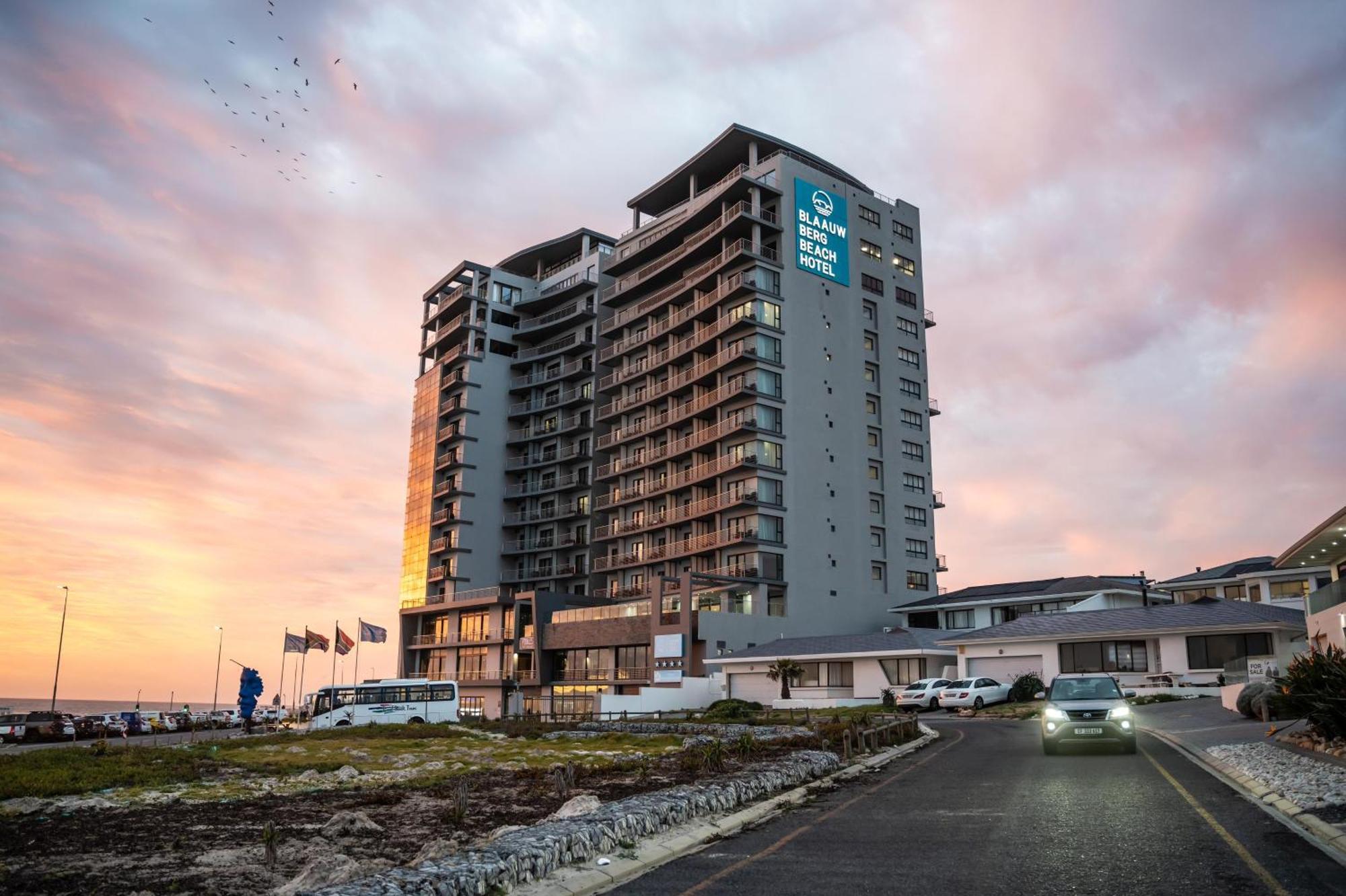 Blaauwberg Beach Hotel Bloubergstrand Ngoại thất bức ảnh