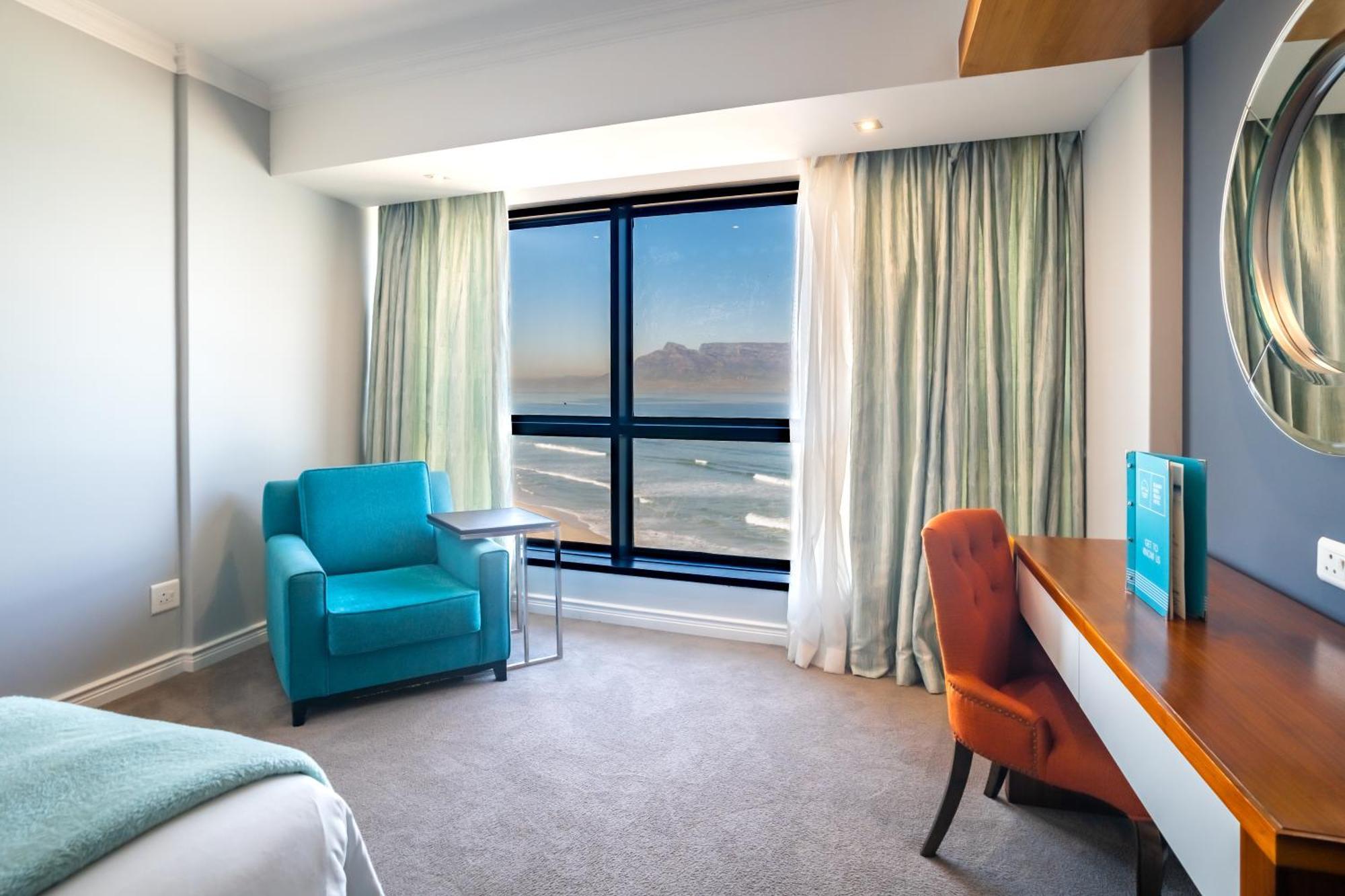 Blaauwberg Beach Hotel Bloubergstrand Ngoại thất bức ảnh